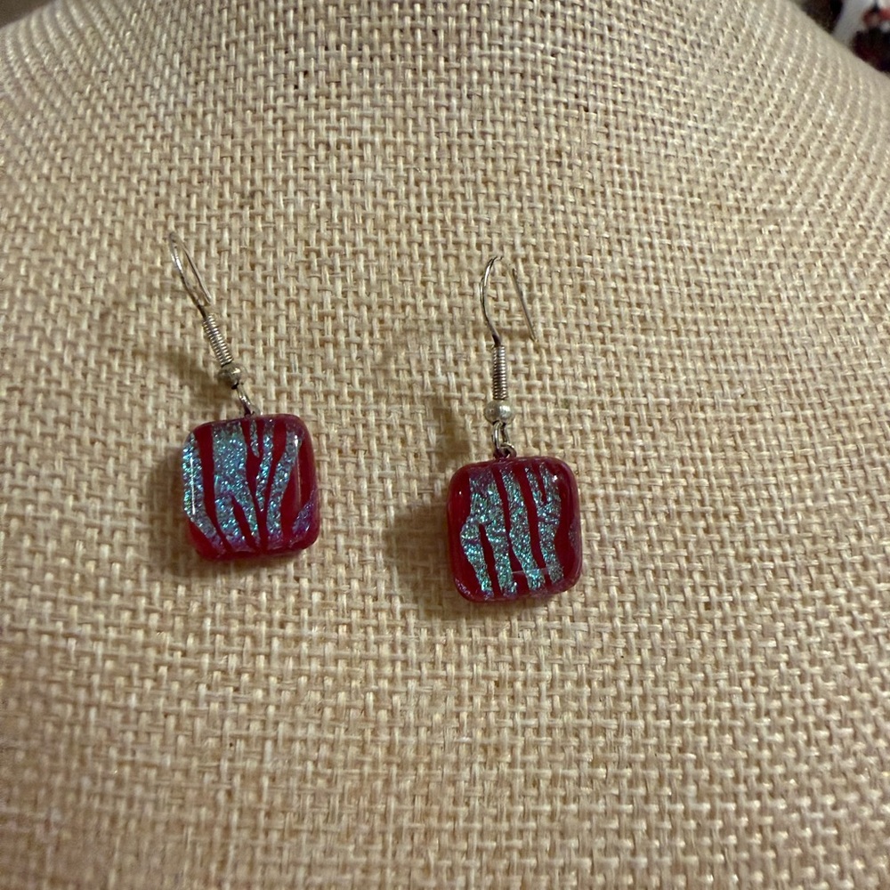 Chic‎ Red and Blue Square Earrings